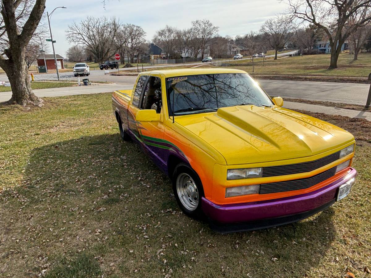 Chevrolet-Silverado-1500-1990-1