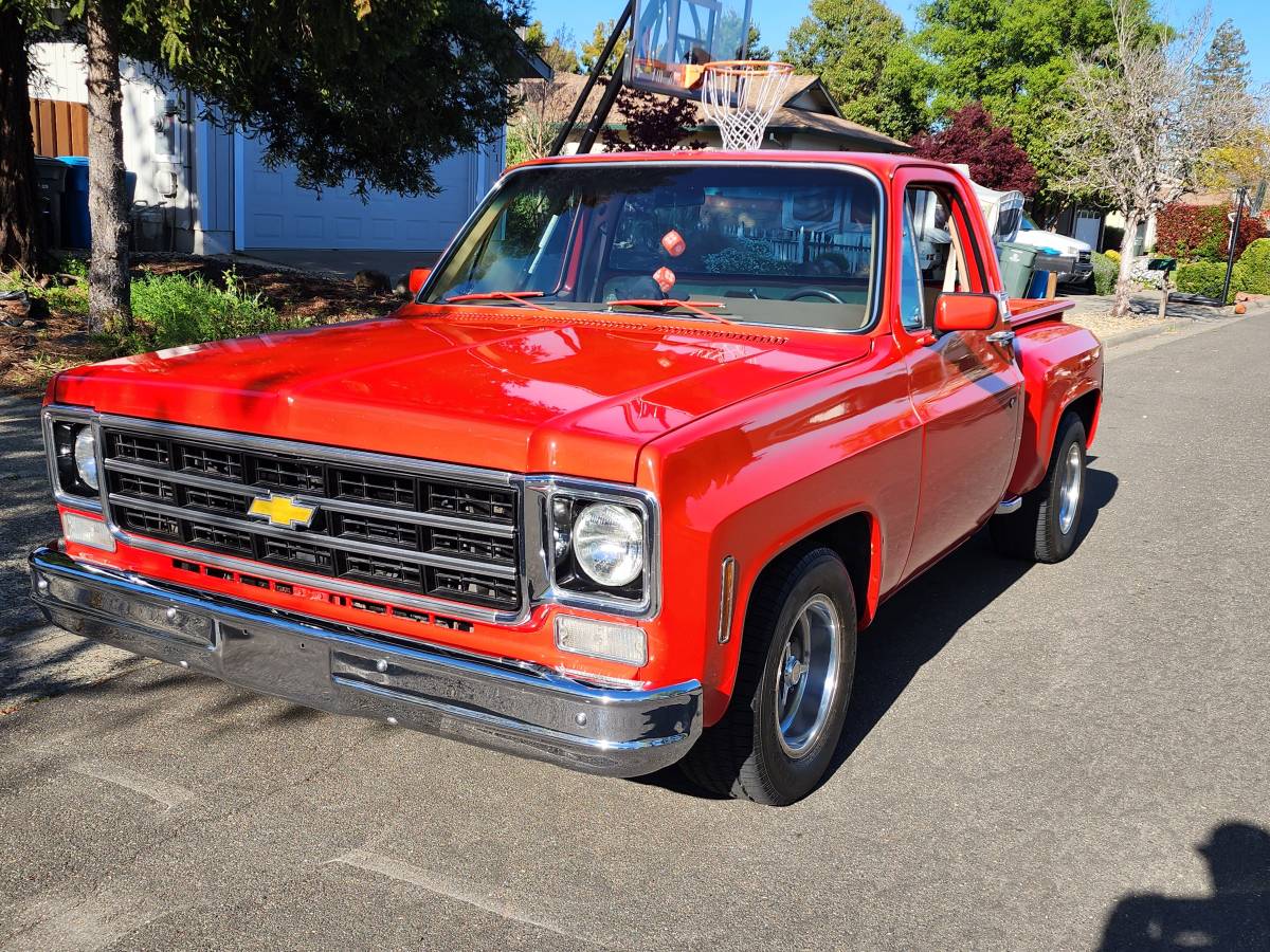 Chevrolet-Silverado-1977-2