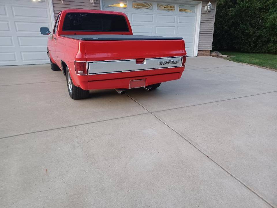 Chevrolet-Silverado-1981-1