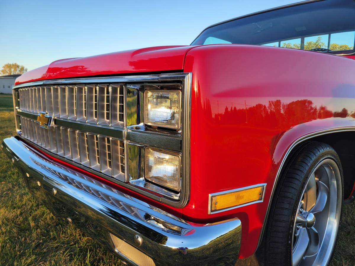 Chevrolet-Silverado-1982-4