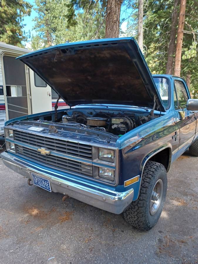 Chevrolet-Silverado-1984-5