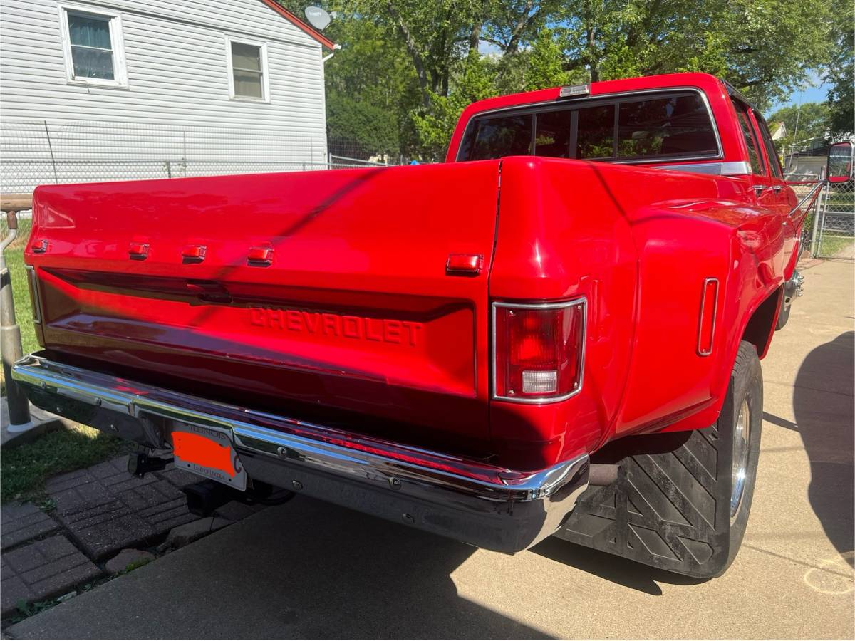 Chevrolet-Silverado-1985-1