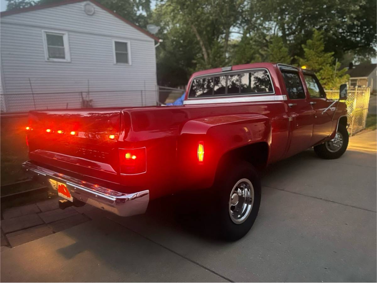 Chevrolet-Silverado-1985-4