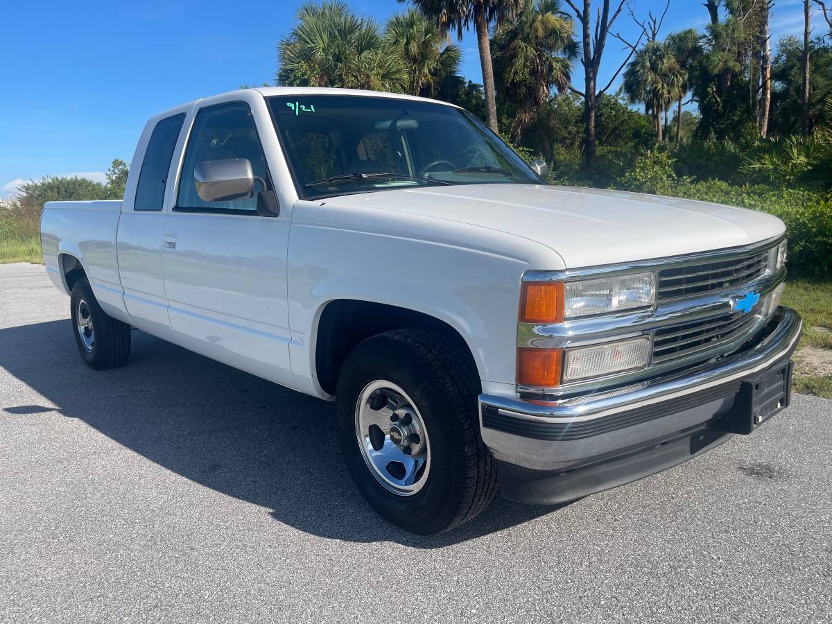 Chevrolet-Silverado-1993-10