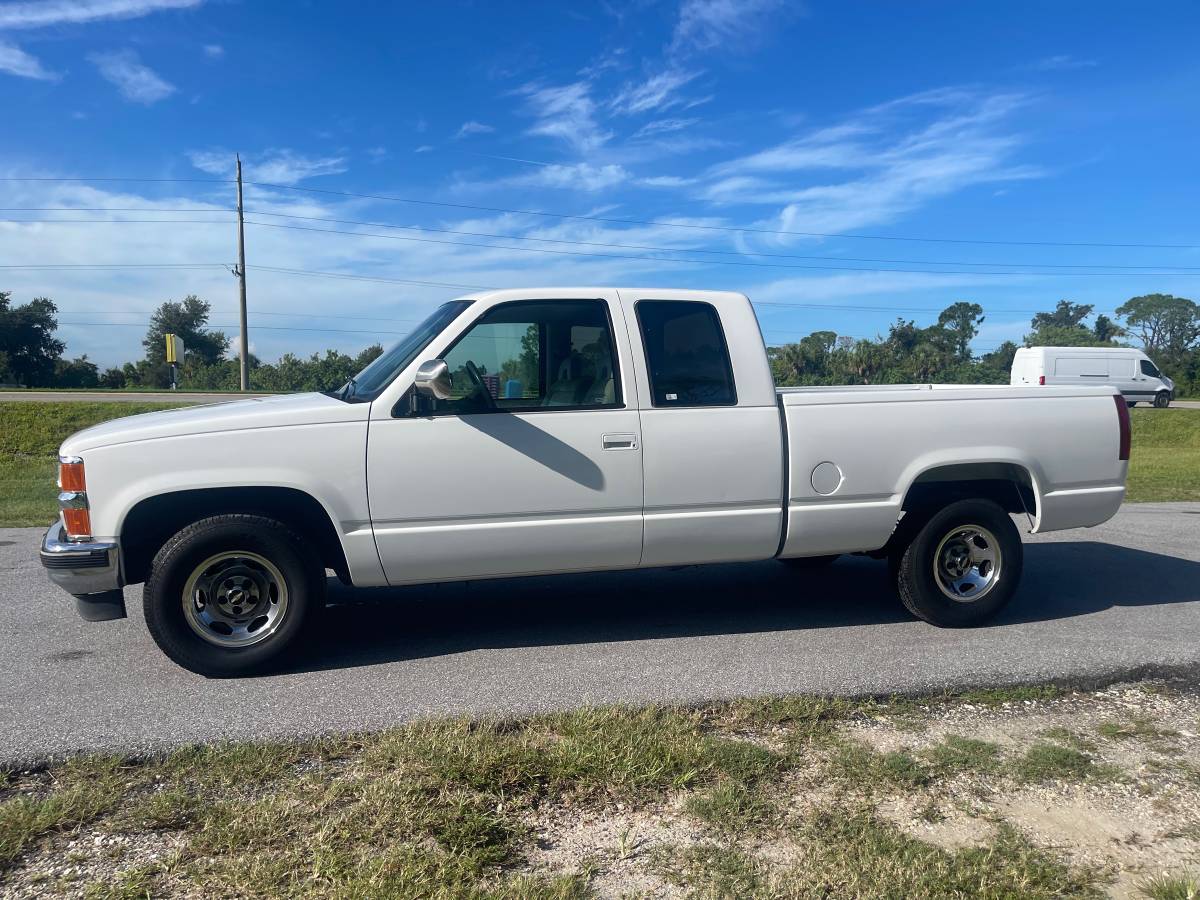 Chevrolet-Silverado-1993-2