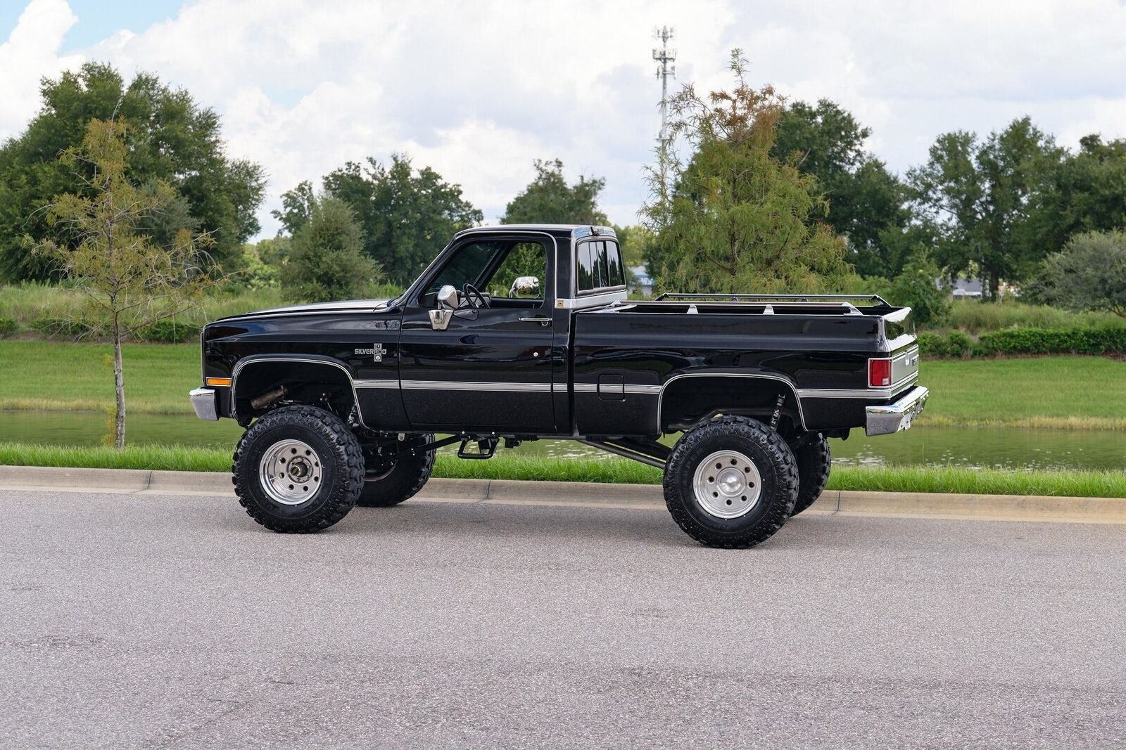 Chevrolet-Silverado-K10-1986-20