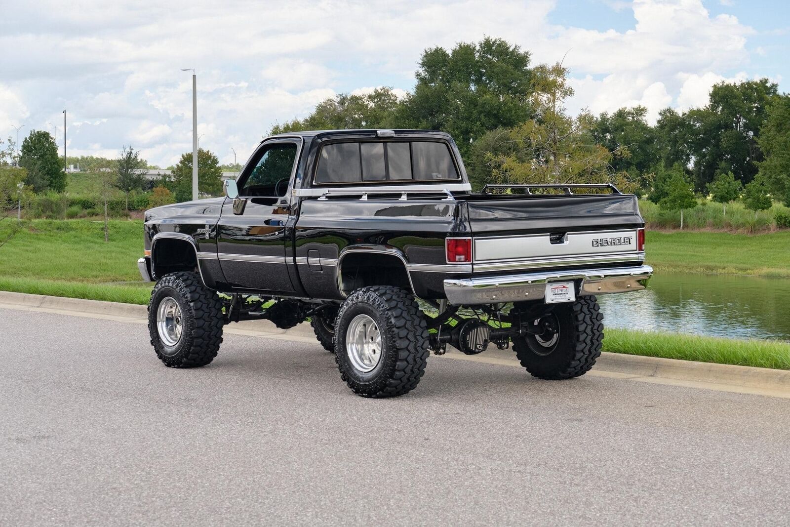 Chevrolet-Silverado-K10-1986-3