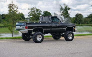 Chevrolet-Silverado-K10-1986-36