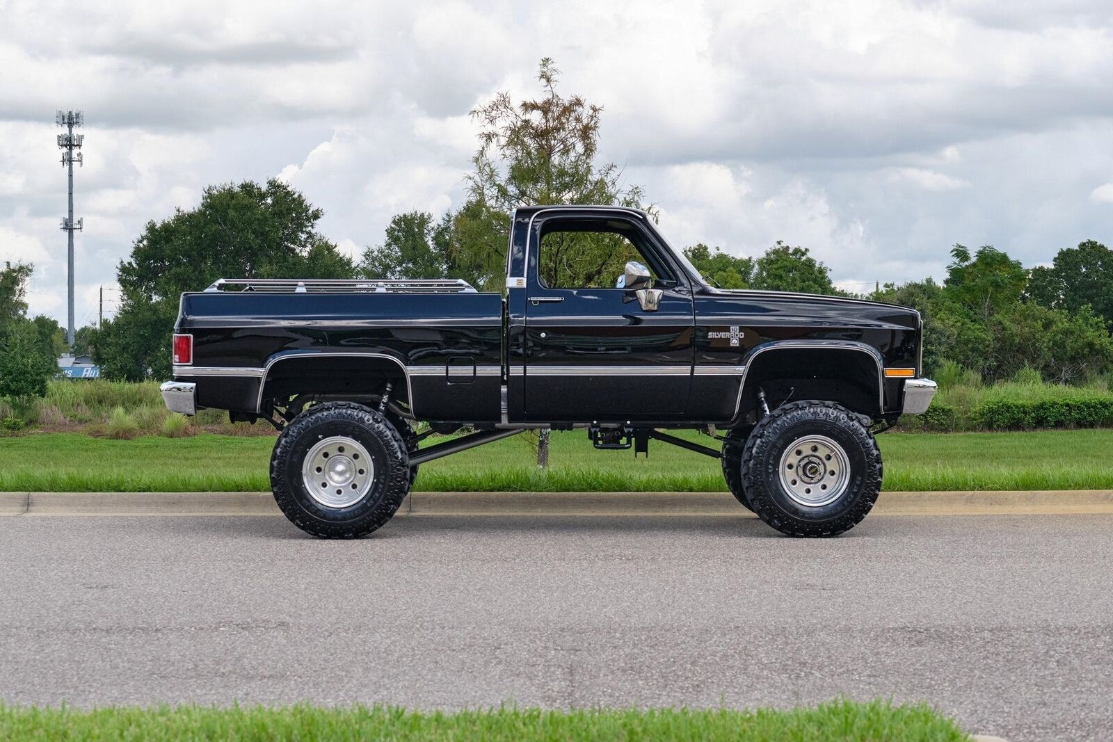 Chevrolet-Silverado-K10-1986-6