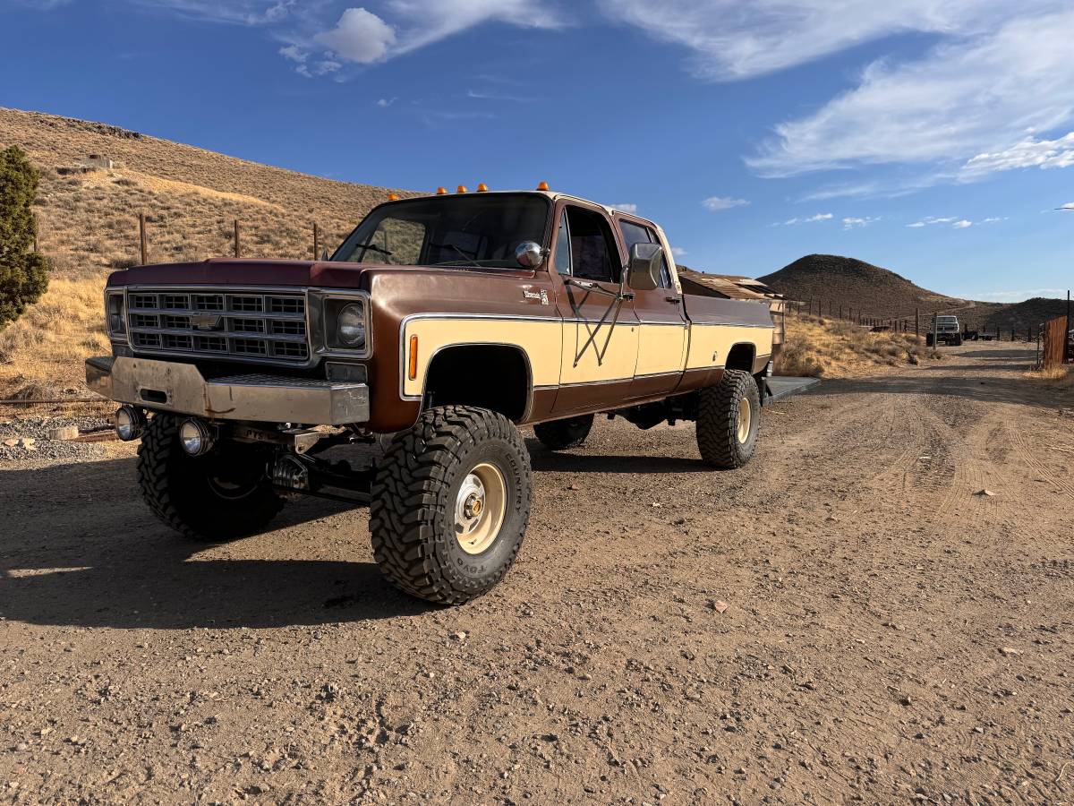 Chevrolet-Silverado-c20-1977-2