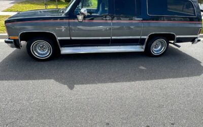 Chevrolet Suburban 1500 1986