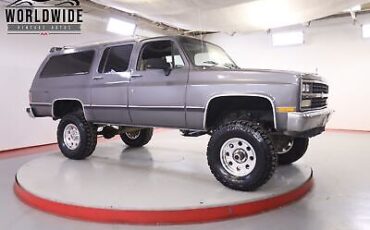 Chevrolet-Suburban-1991-1