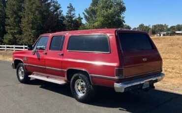 Chevrolet-Suburban-SUV-1986-6