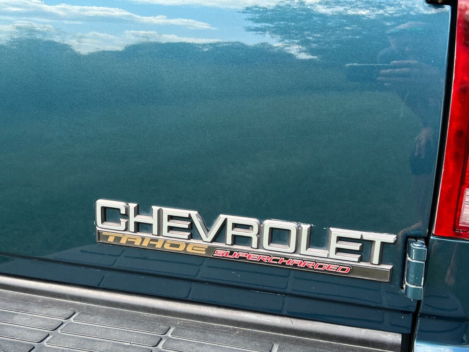 Chevrolet-Tahoe-1995-5