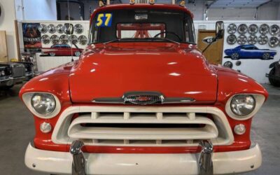 Chevrolet Task force tow truck 1957