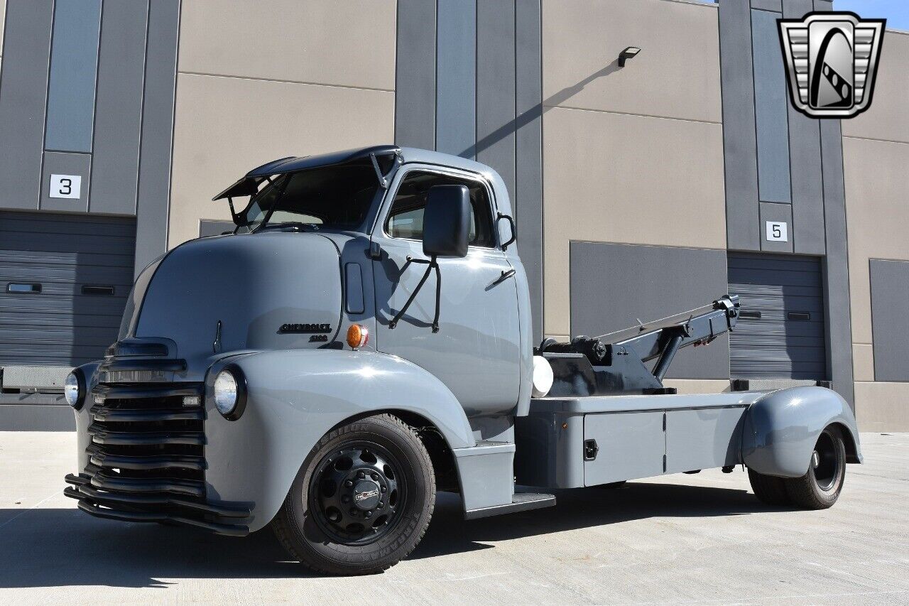 Chevrolet-Tow-Truck-1949-2