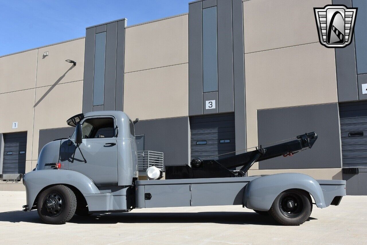 Chevrolet-Tow-Truck-1949-3