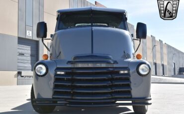 Chevrolet-Tow-Truck-1949-9