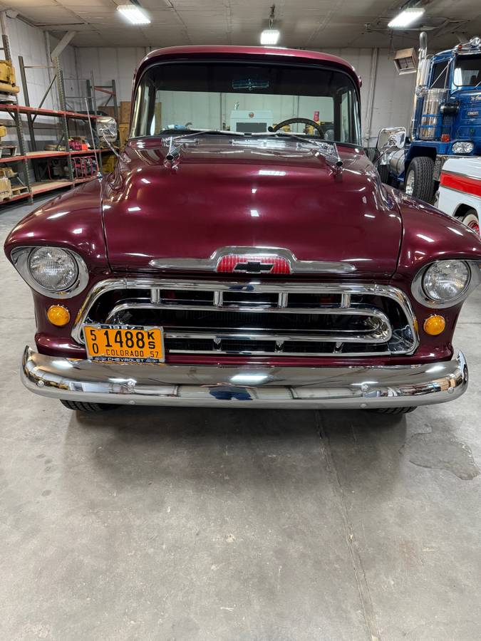 Chevrolet-Truck-1957-20