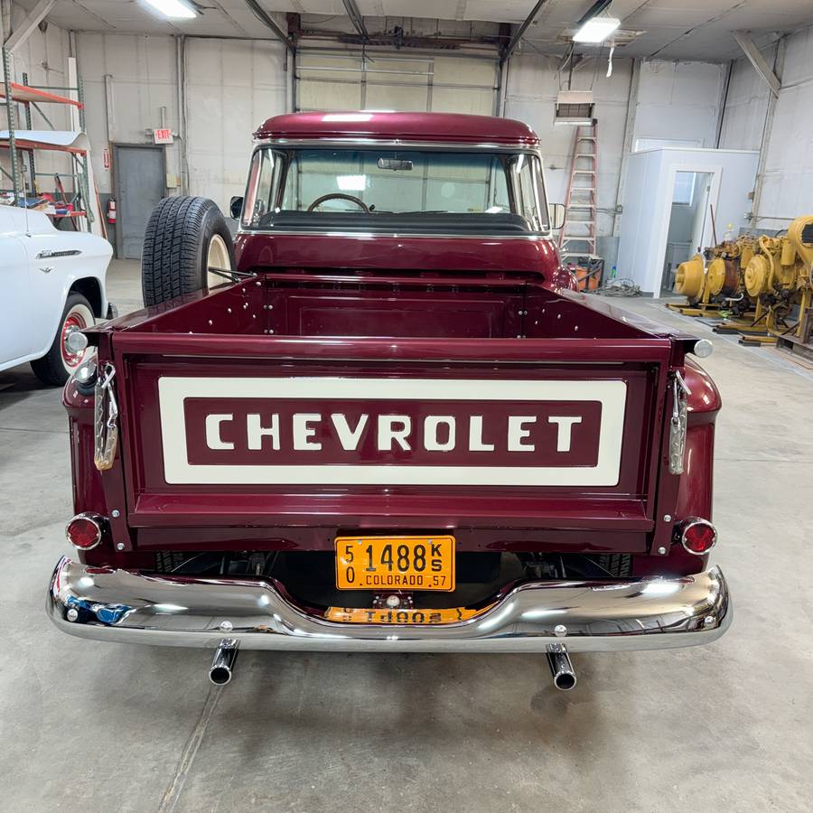 Chevrolet-Truck-1957-6