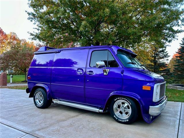 Chevrolet-Van-1985-11