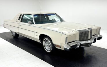 Chrysler-New-Yorker-1976-6