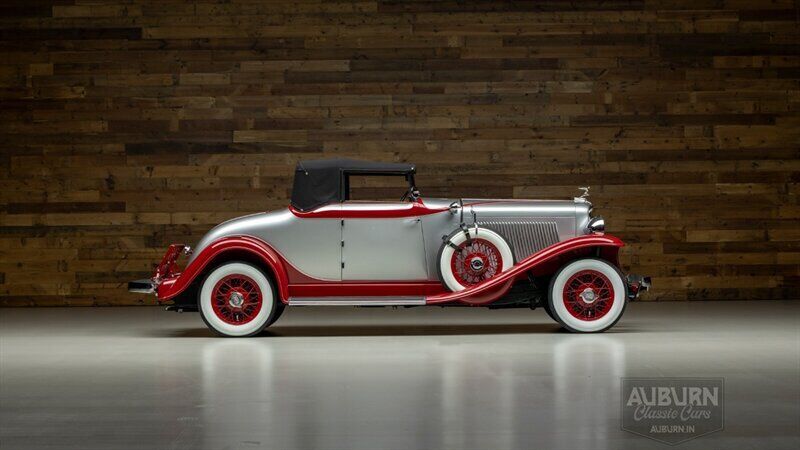 Cord-8-100A-Custom-Cabriolet-1932-5