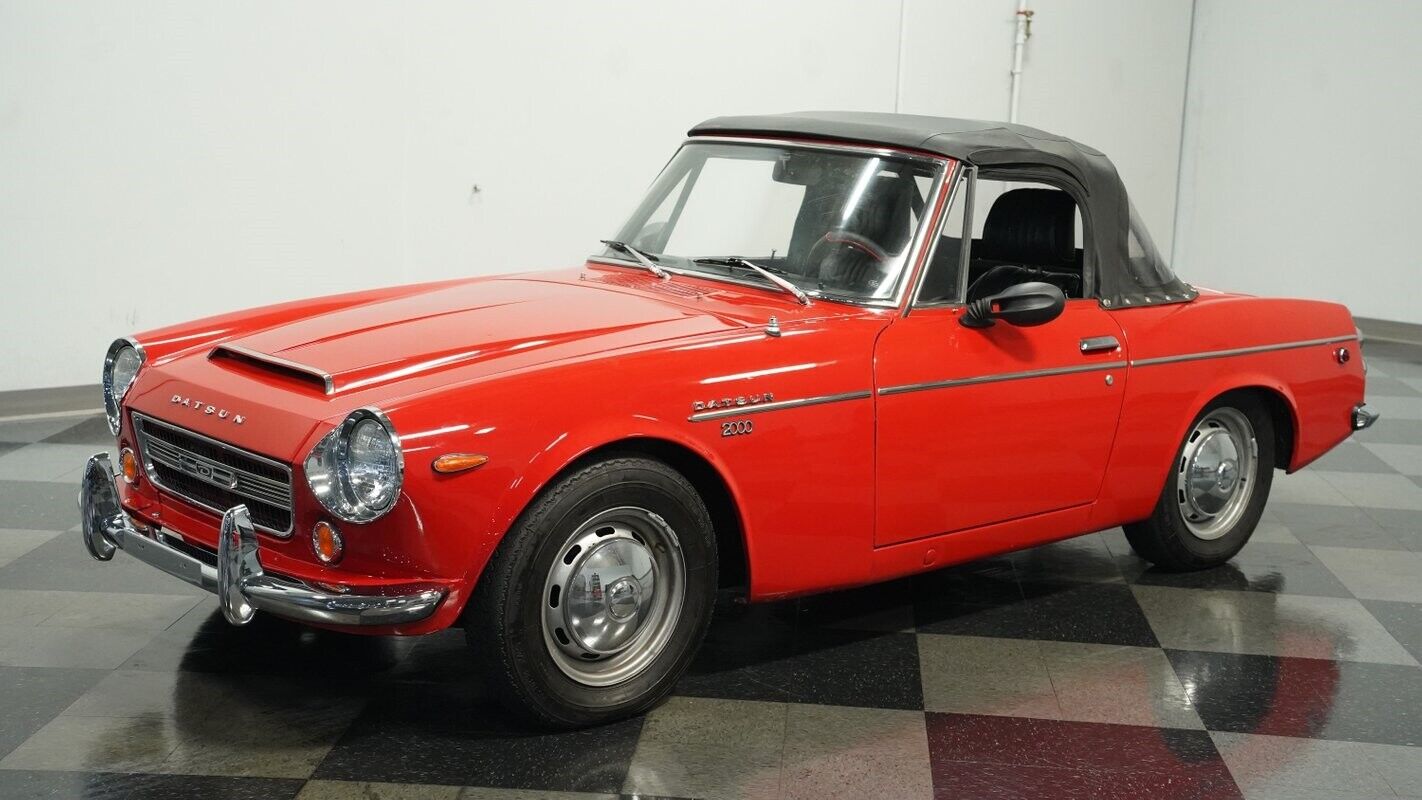 Datsun-2000-Cabriolet-1969-5