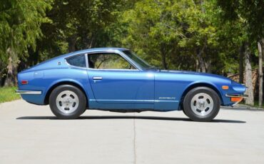 Datsun-240-Z-4-Speed-1971-11