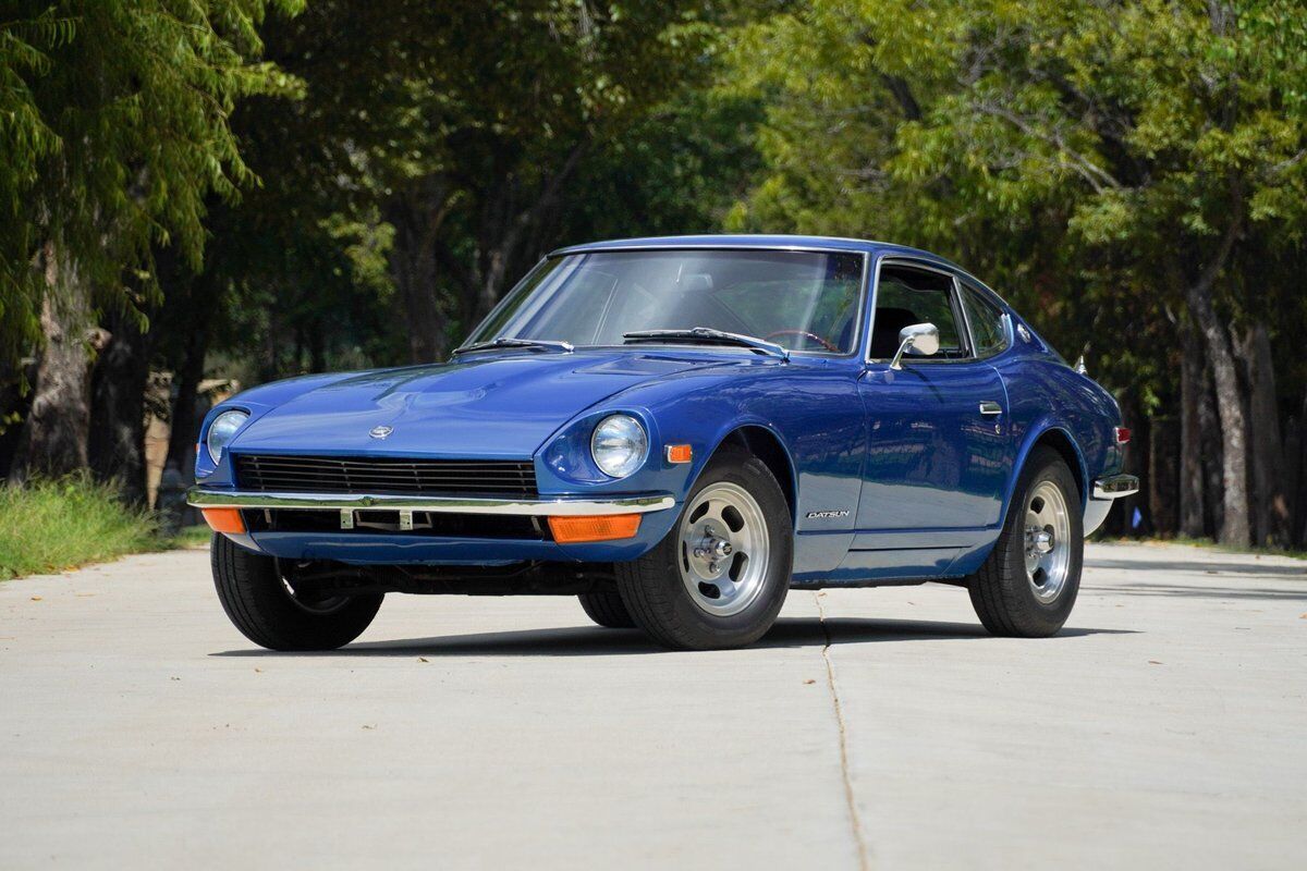 Datsun 240-Z 4-Speed  year1}