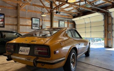 Datsun-240z-1971-2