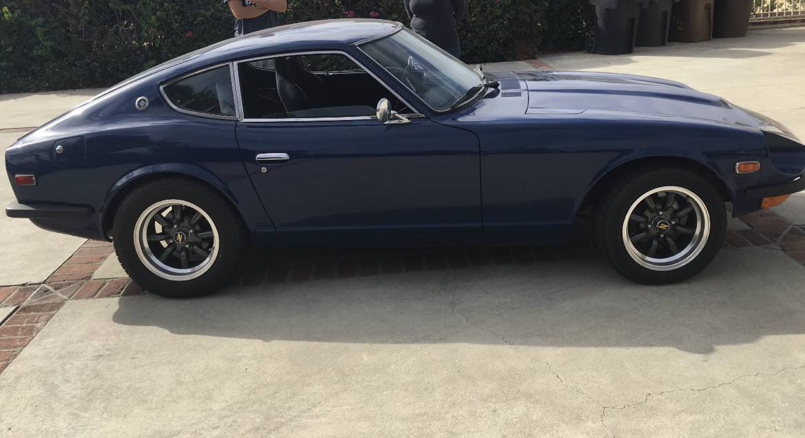 Datsun-240z-1971-2