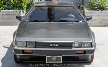 DeLorean-DMC-12-1981-1