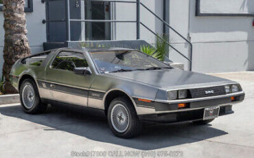 DeLorean-DMC-12-1981-2