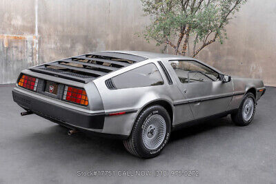 DeLorean-DMC-12-1981-4