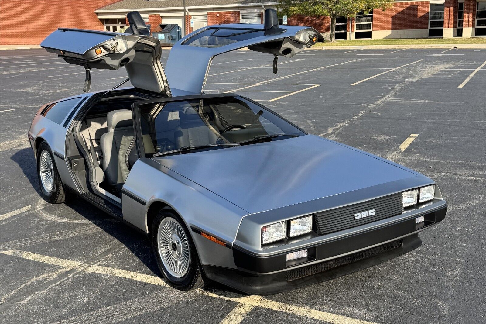 DeLorean-DMC-12-1981-8