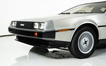 DeLorean-DMC-12-Coupe-1981-4