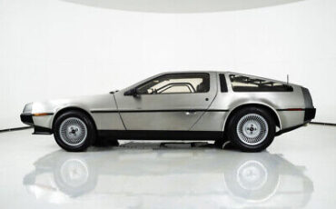 DeLorean-DMC-12-Coupe-1981-5