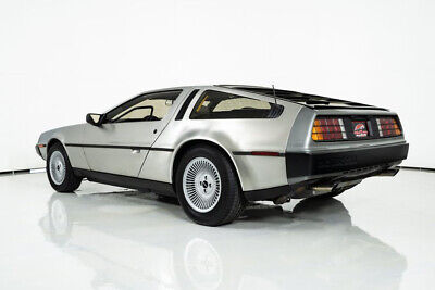 DeLorean-DMC-12-Coupe-1981-7