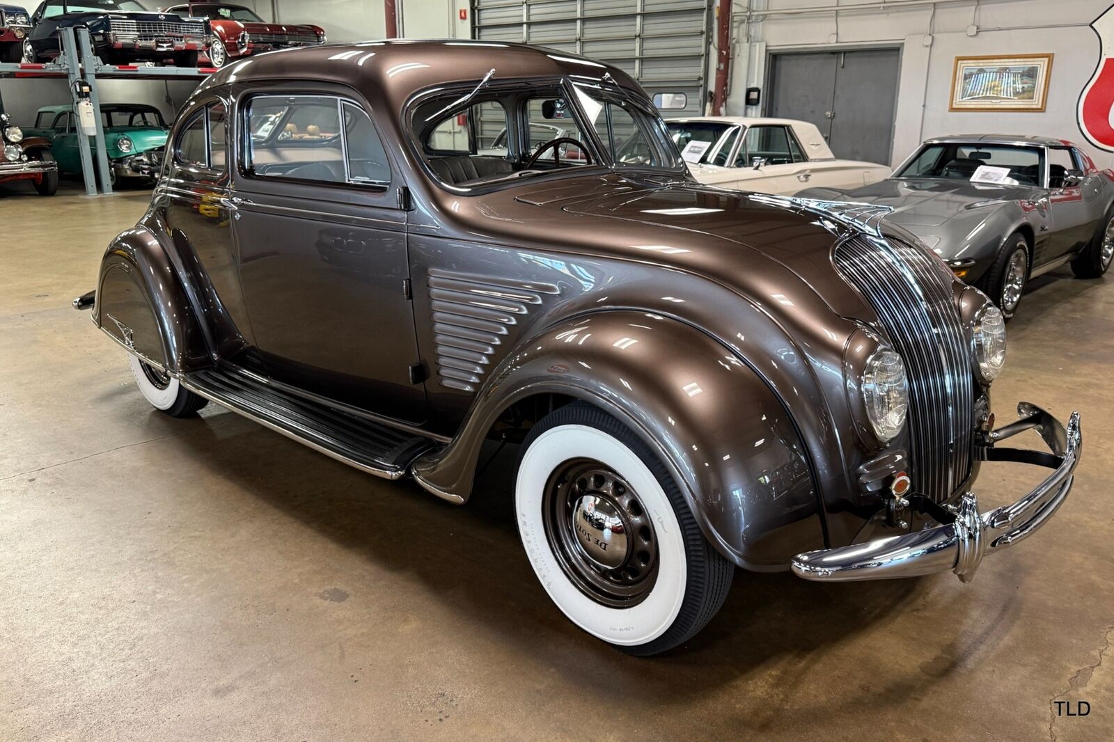 DeSoto-Series-SE-Airflow-Coupe-1934