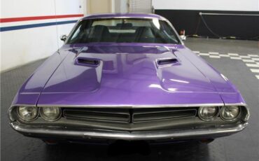 Dodge-CHALLENGER-360-V8-4-SPD-1971-4