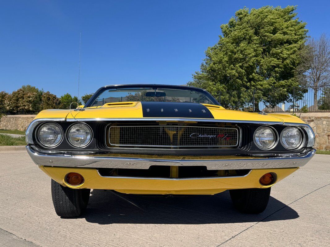 Dodge-Challenger-1970-28