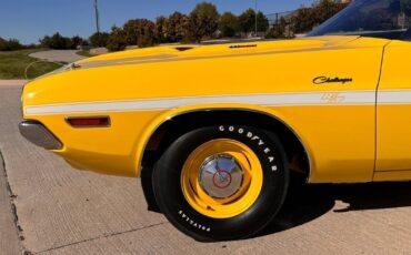 Dodge-Challenger-1970-30