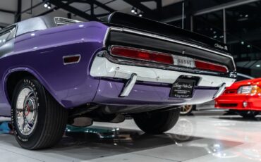 Dodge-Challenger-1970-37