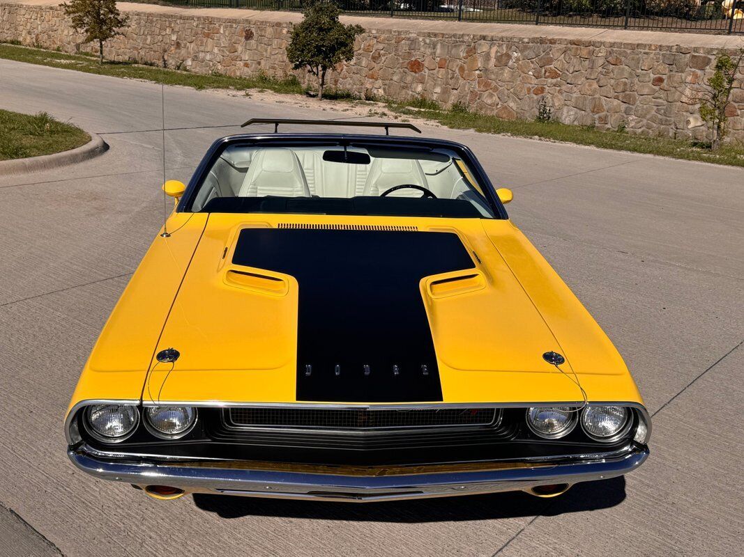 Dodge-Challenger-1970-7