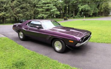 Dodge-Challenger-1972-8