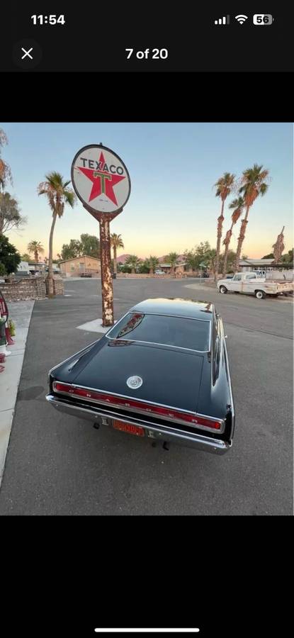 Dodge-Charger-1966-4