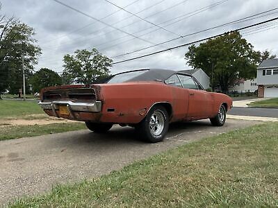 Dodge-Charger-1969-3