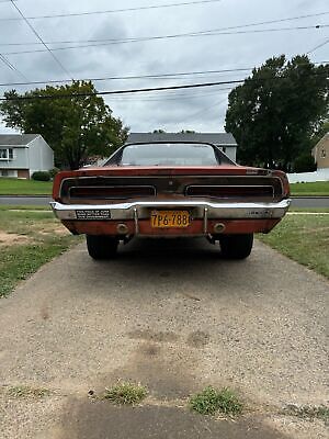 Dodge-Charger-1969-4