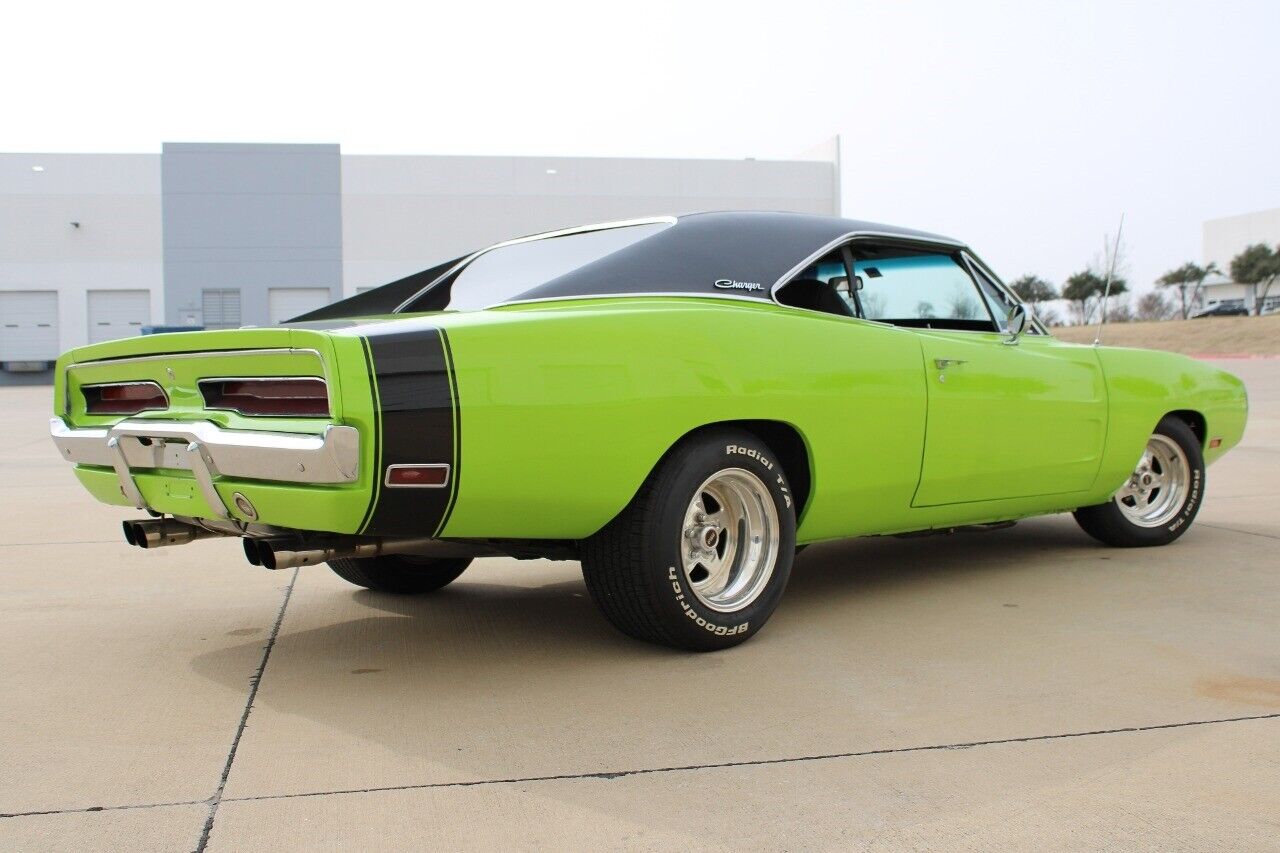 Dodge-Charger-1970-7